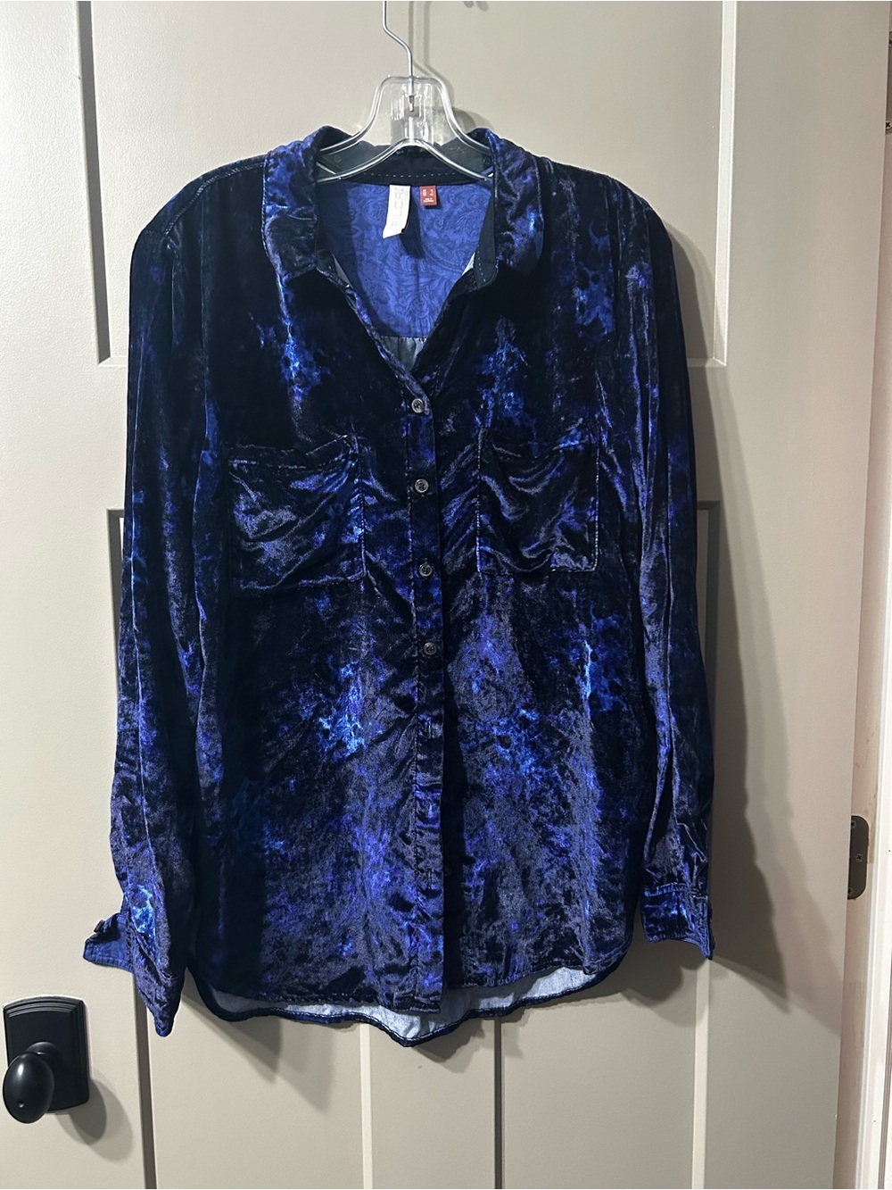 Anthropologie Pilcro Relaxed Velvet Button down Shirt navy blue paisley